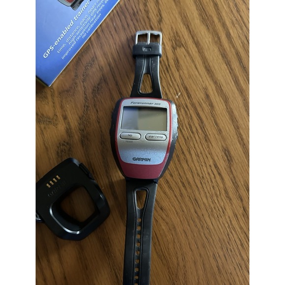 Garmin Forerunner 305 GPS-enabled Trainer - Picture 2 of 5